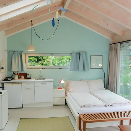 Kleines Gartenhaus *